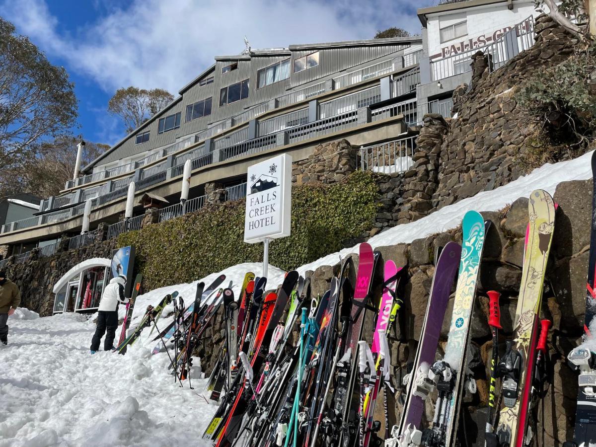 Falls Creek Hotel Exterior photo